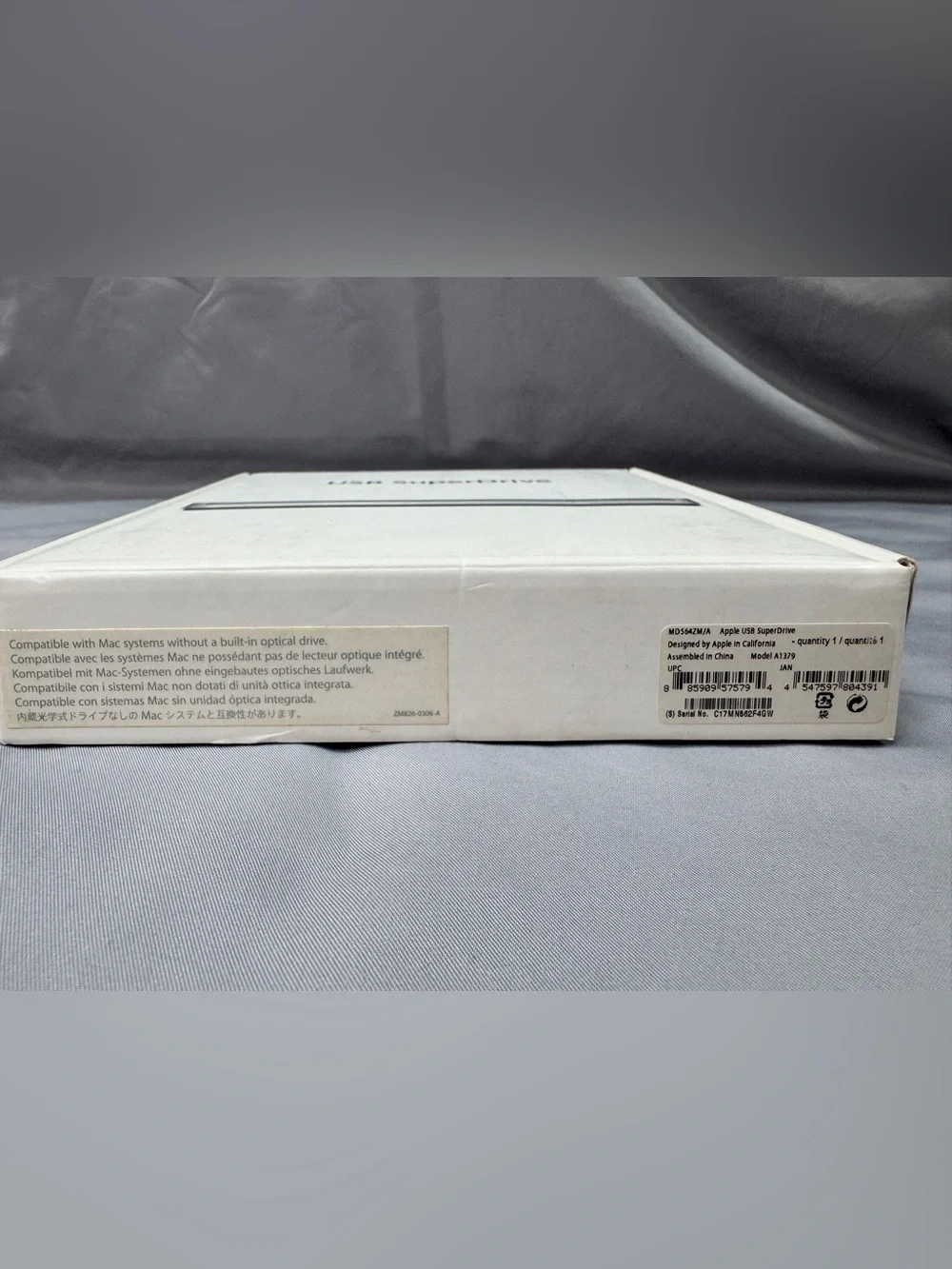 Apple USB SuperDrive MD564ZM/A A1379 External USB DVD